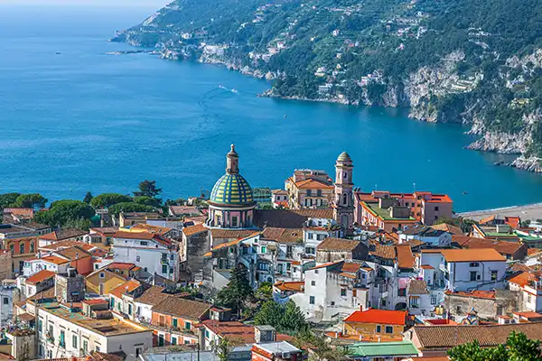 Vietri sul Mare côte amalfitaine